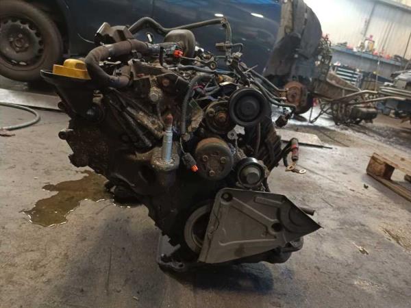 MOTEUR RENAULT TWINGO 1.0TCE CODE: H4D400 +-64.000KM - Vue 2